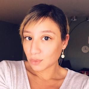 Meet your Posher, Damaris